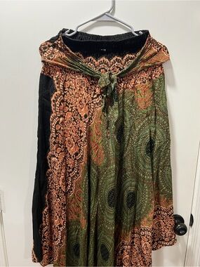 Bohemian Green and Black Maxi Skirt with Paisley Print